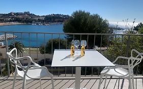 Magnífic apartament a primera línia de mar